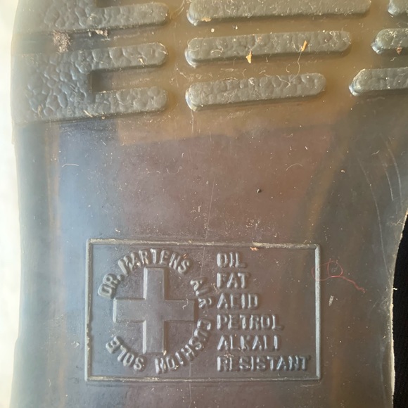 Dr. Martens black Chelsea boots - Picture 4 of 4